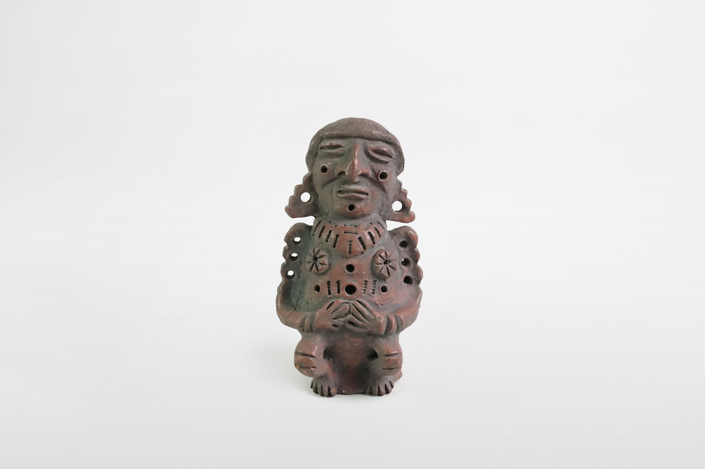 Figur mit durchbrochenem Dekor, Nariño-Kultur – Kolumbien/Ecuador, 9.–16. Jahrhundert