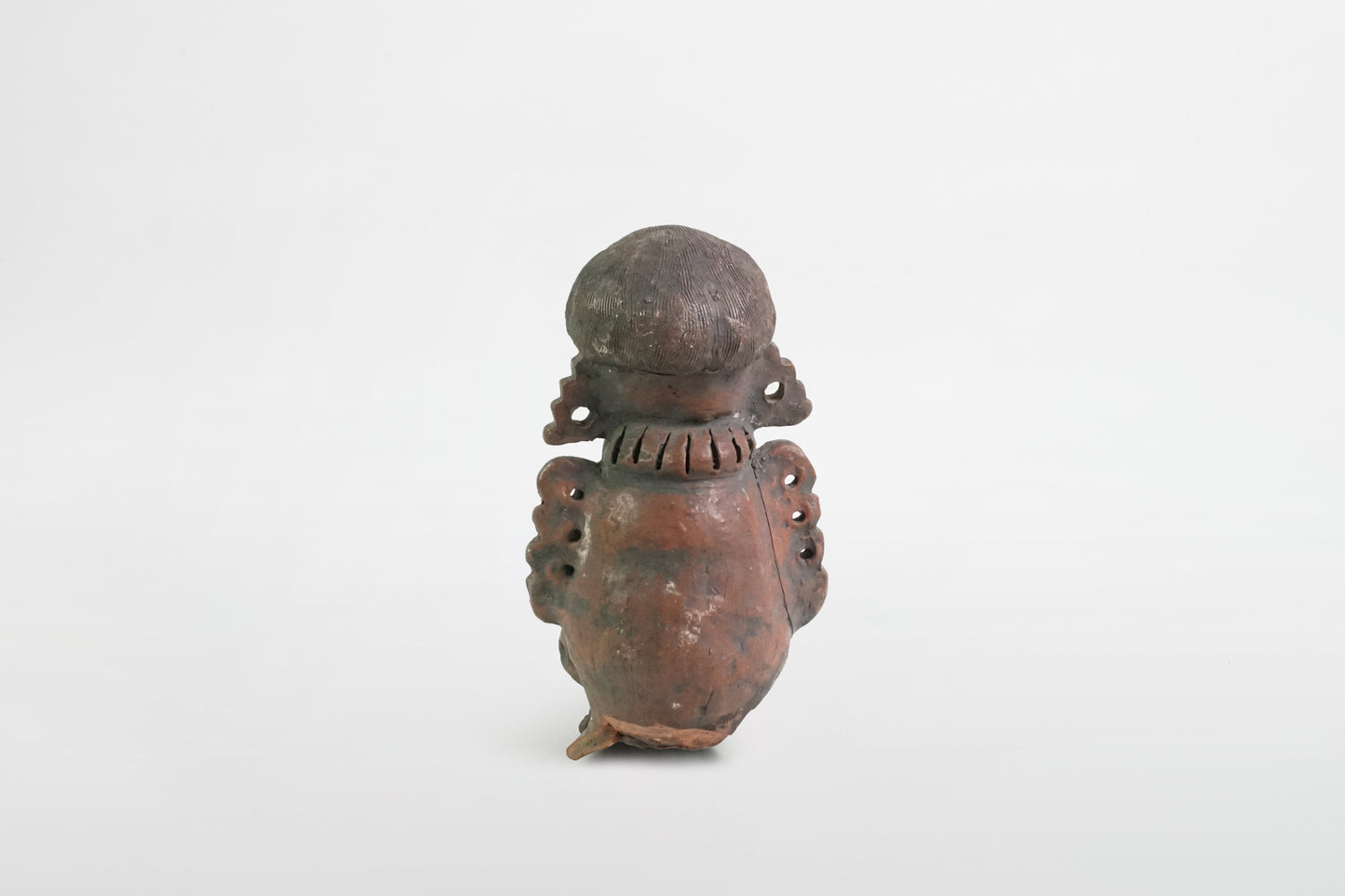 Figur mit durchbrochenem Dekor, Nariño-Kultur – Kolumbien/Ecuador, 9.–16. Jahrhundert