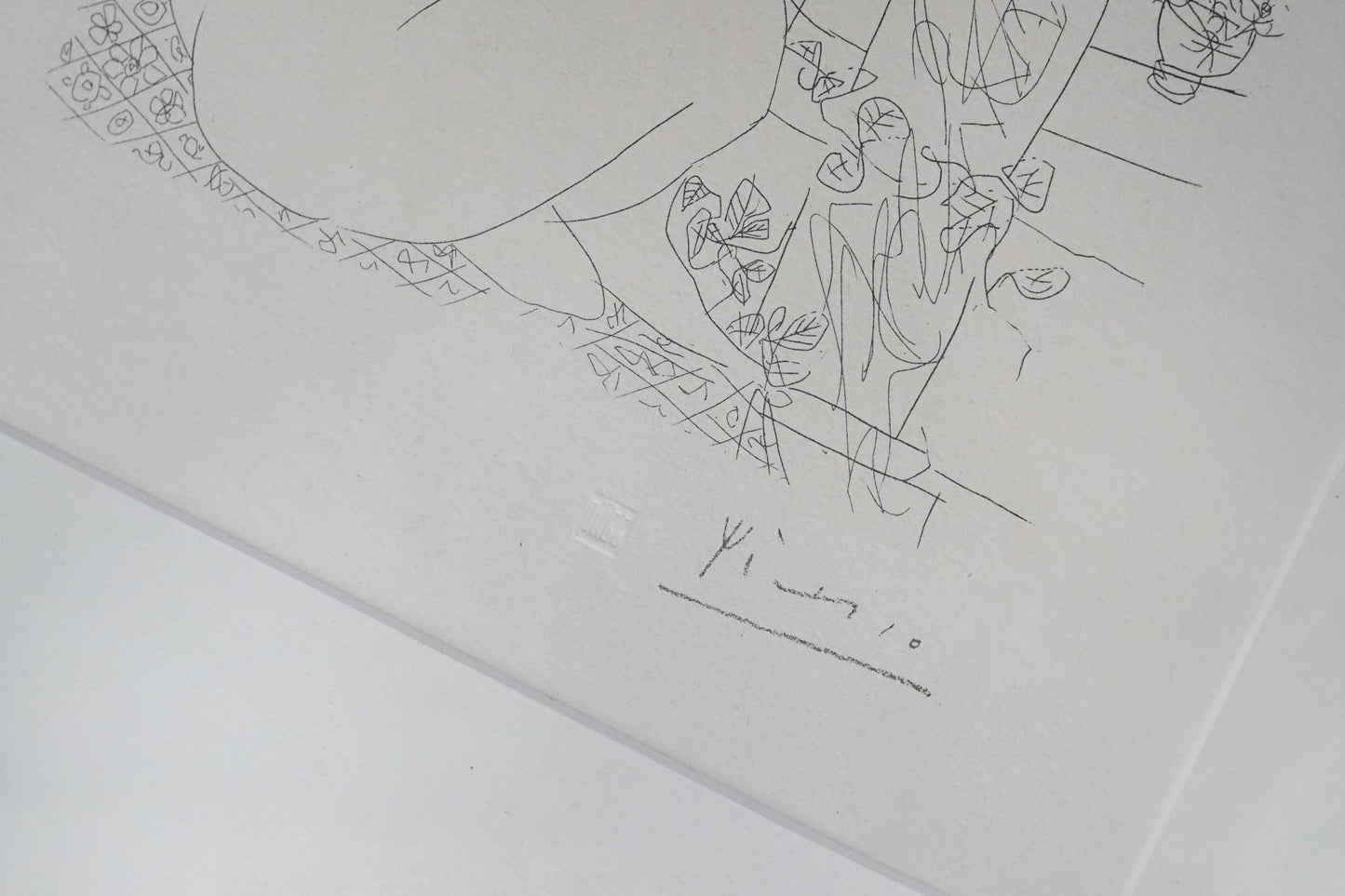 Pablo Picasso: Bildhauer, Hockendes Modell Und Skulptierter Kopf – Frankreich, 1933