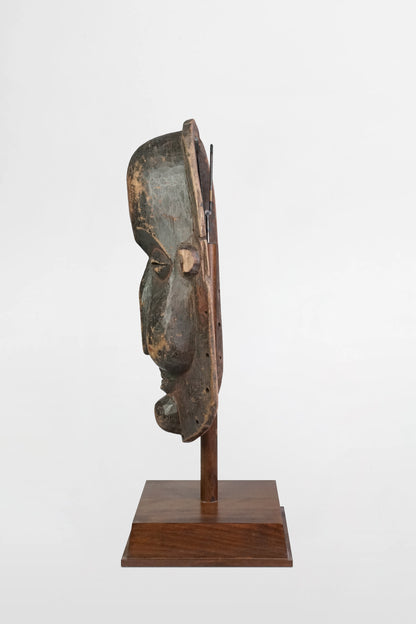 Yaka Kakungu-type mask – DR Congo, early 20th century