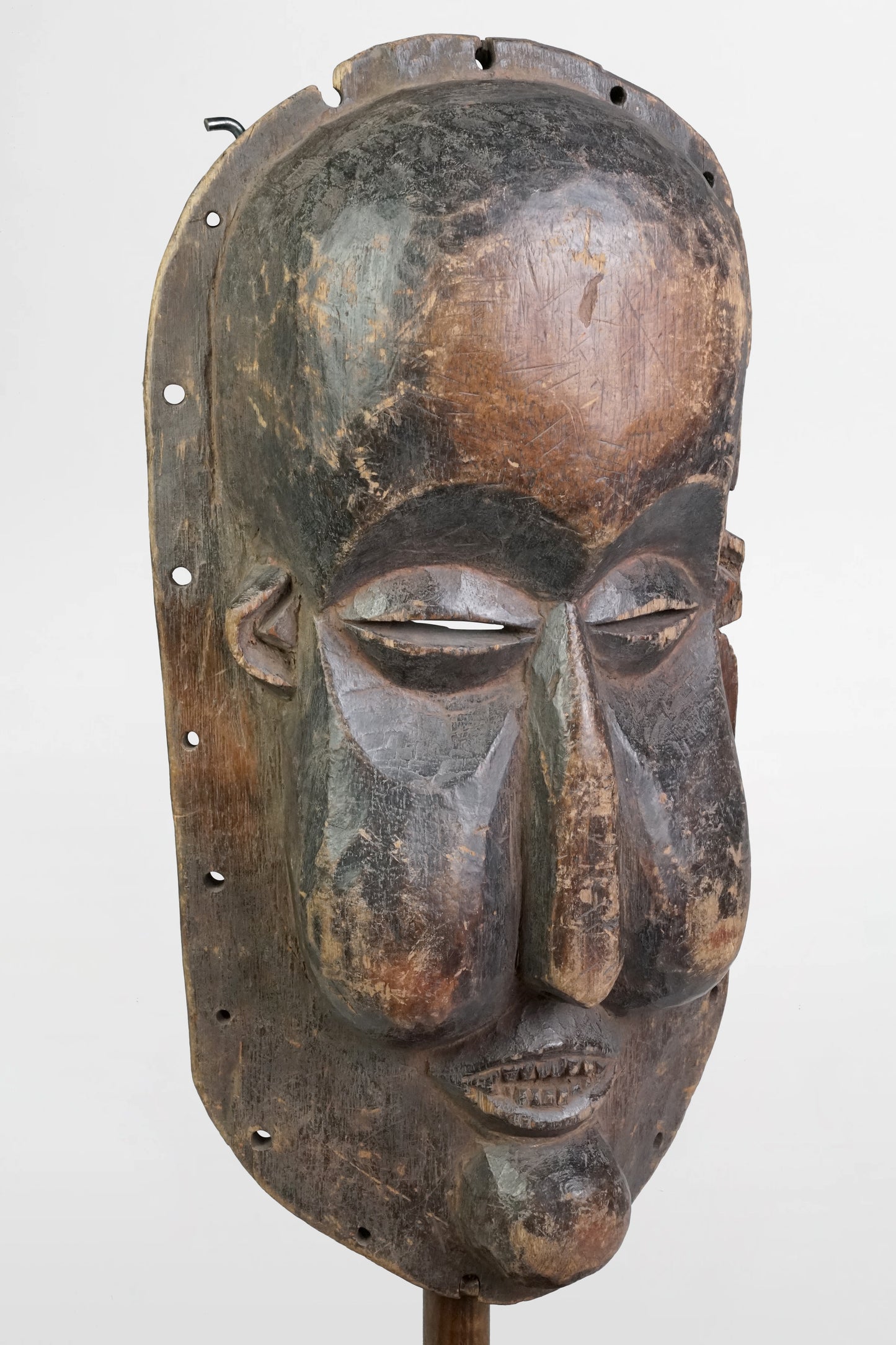 Yaka Kakungu-type mask – DR Congo, early 20th century