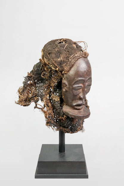 Chokwe Mwana Pwo mask with fiber headdress – Angola/DR Congo, mid 20th century