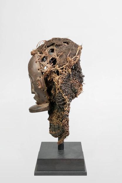 Chokwe Mwana Pwo mask with fiber headdress – Angola/DR Congo, mid 20th century
