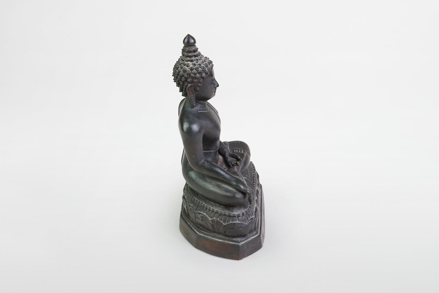 Bronzefigur des Buddha Shakyamuni, Ayutthaya-Stil – Thailand, ca. 19. Jahrhundert