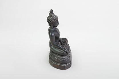 Bronzefigur des Buddha Shakyamuni, Ayutthaya-Stil – Thailand, ca. 19. Jahrhundert
