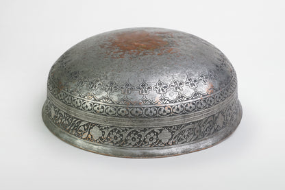 Safawiden-Kupferschale mit Zinndeckel – Persien, 17. Jahrhundert