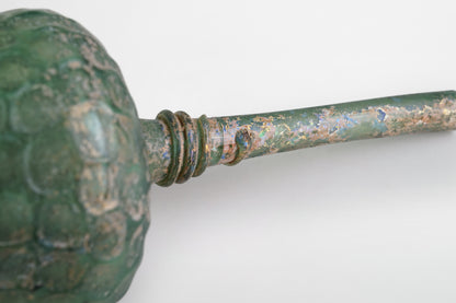 Seldschukisches Weingefäß aus Glas – Persien, 12. Jahrhundert