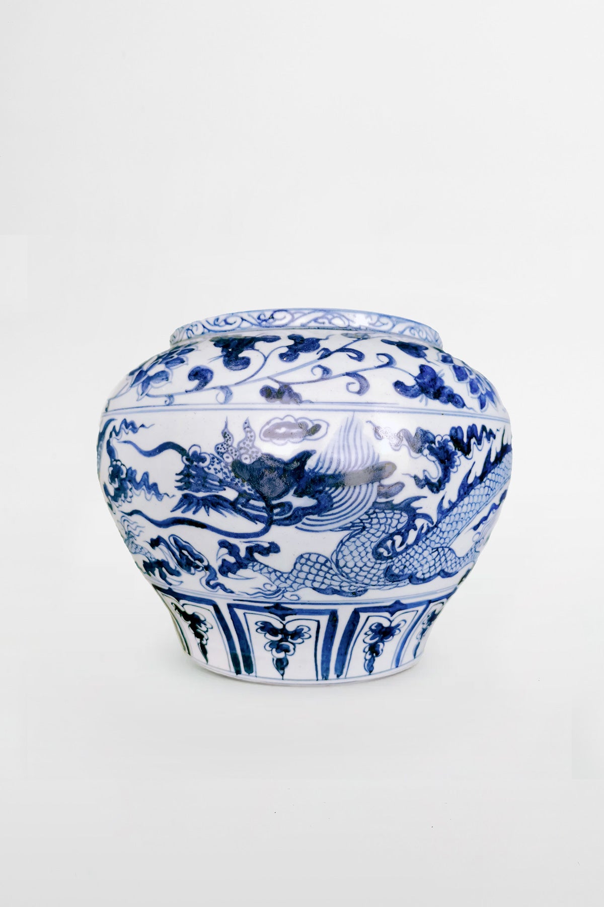 Shoulder pot – China, Ming dynasty, 14th century