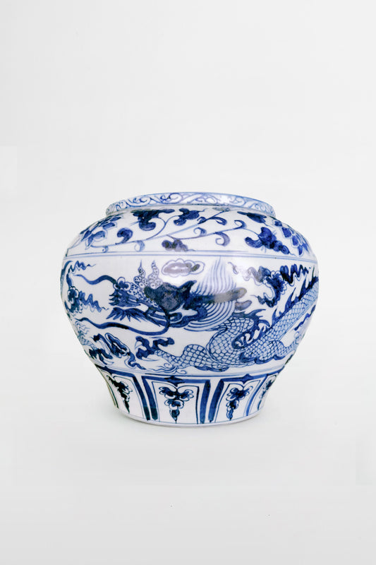 Shoulder pot – China, Ming dynasty, 14th century