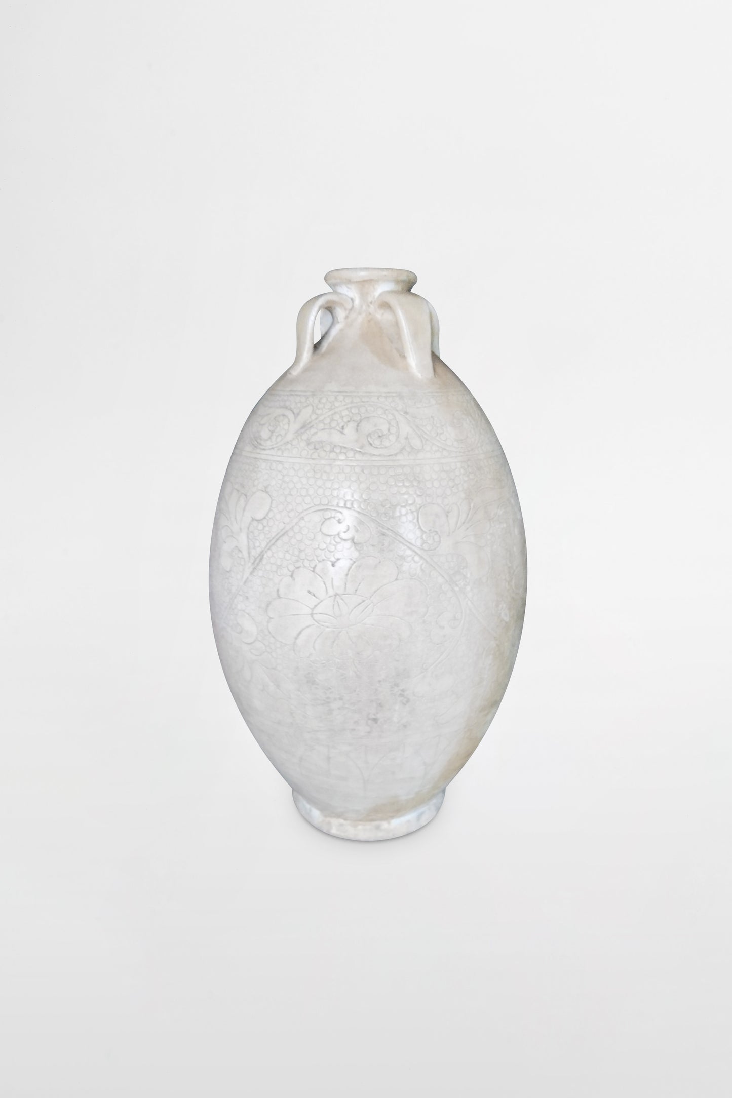 Glazed Dengfeng ceramic bottle with floral frieze – China, Nothern Song dynasty, 10th–11th century