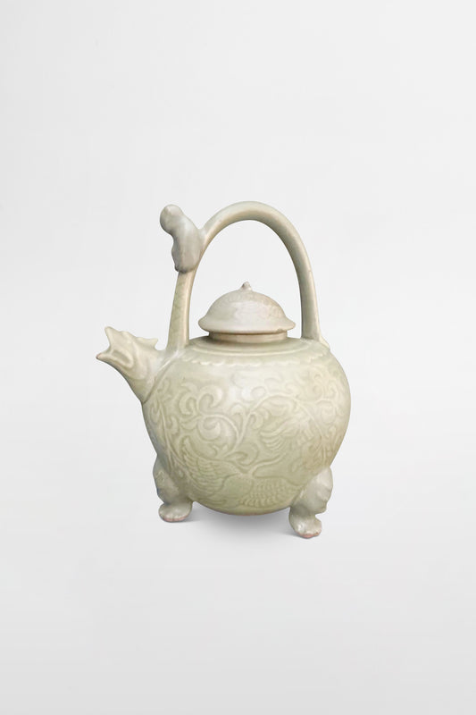 Extremely rare three-footed Yaozhou celadon teapot with animal handle and relief decoration – China, Jin dynasty, 12th–13th century