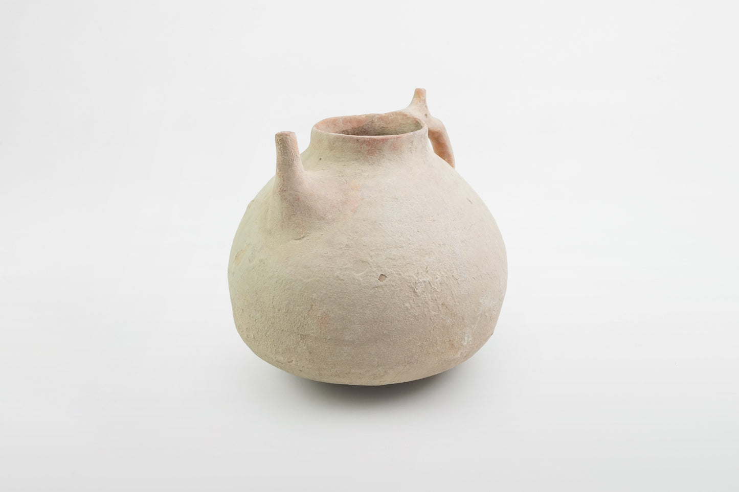 Keramikkaraffe mit Tiermotiv – Baktrien, 3000–2000 v. Chr.