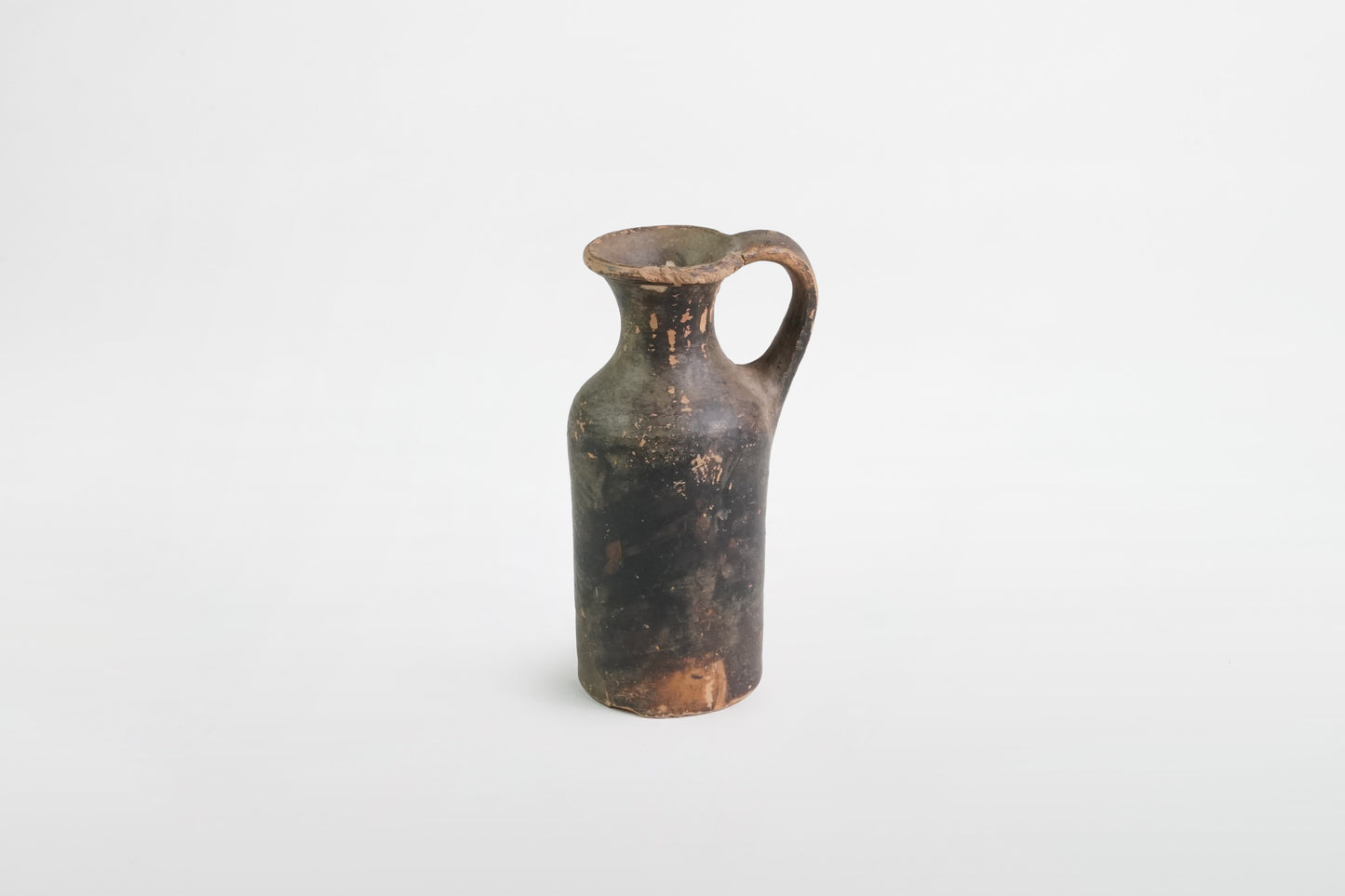 Schwarz galsierte Miniatur-Oinochoe – Griechenland, 4.–2. Jahrhundert v. Chr.