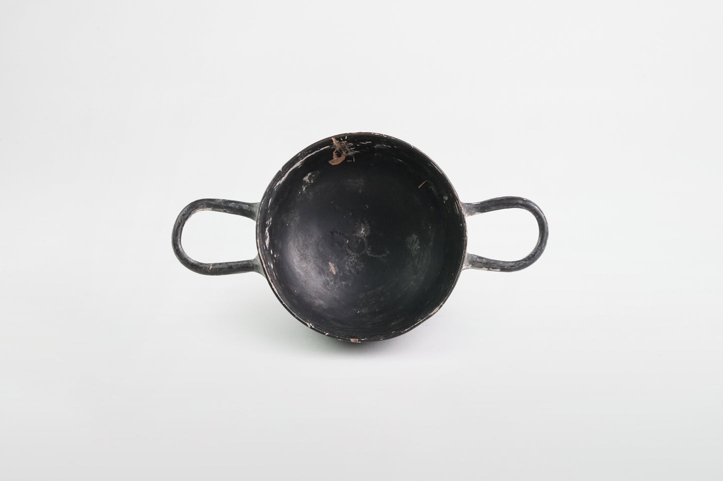 Schwarz glasierter Kylix – Griechenland, 4. Jahrhundert v. Chr.