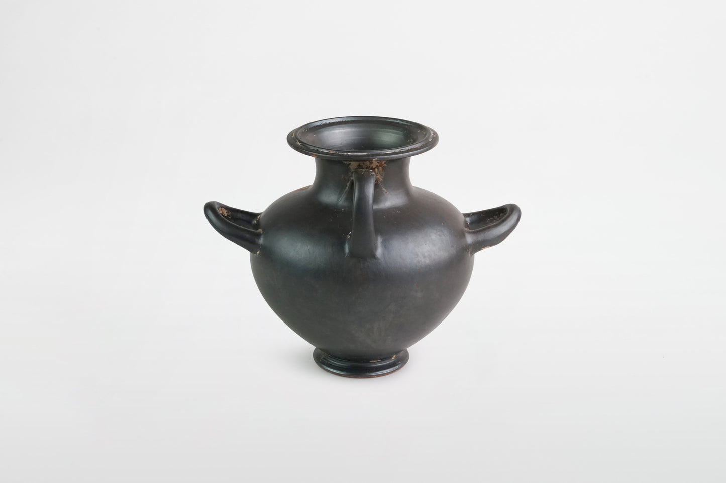 Attic black glazed and painted three-handled hydria – Greece, 5th century BC