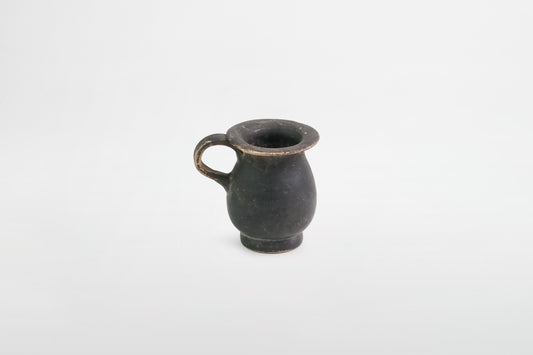 Kleiner schwarz lackierter Krug (Miniatur-Oinochoe) – Griechenland, 3.–1. Jahrhundert v. Chr.
