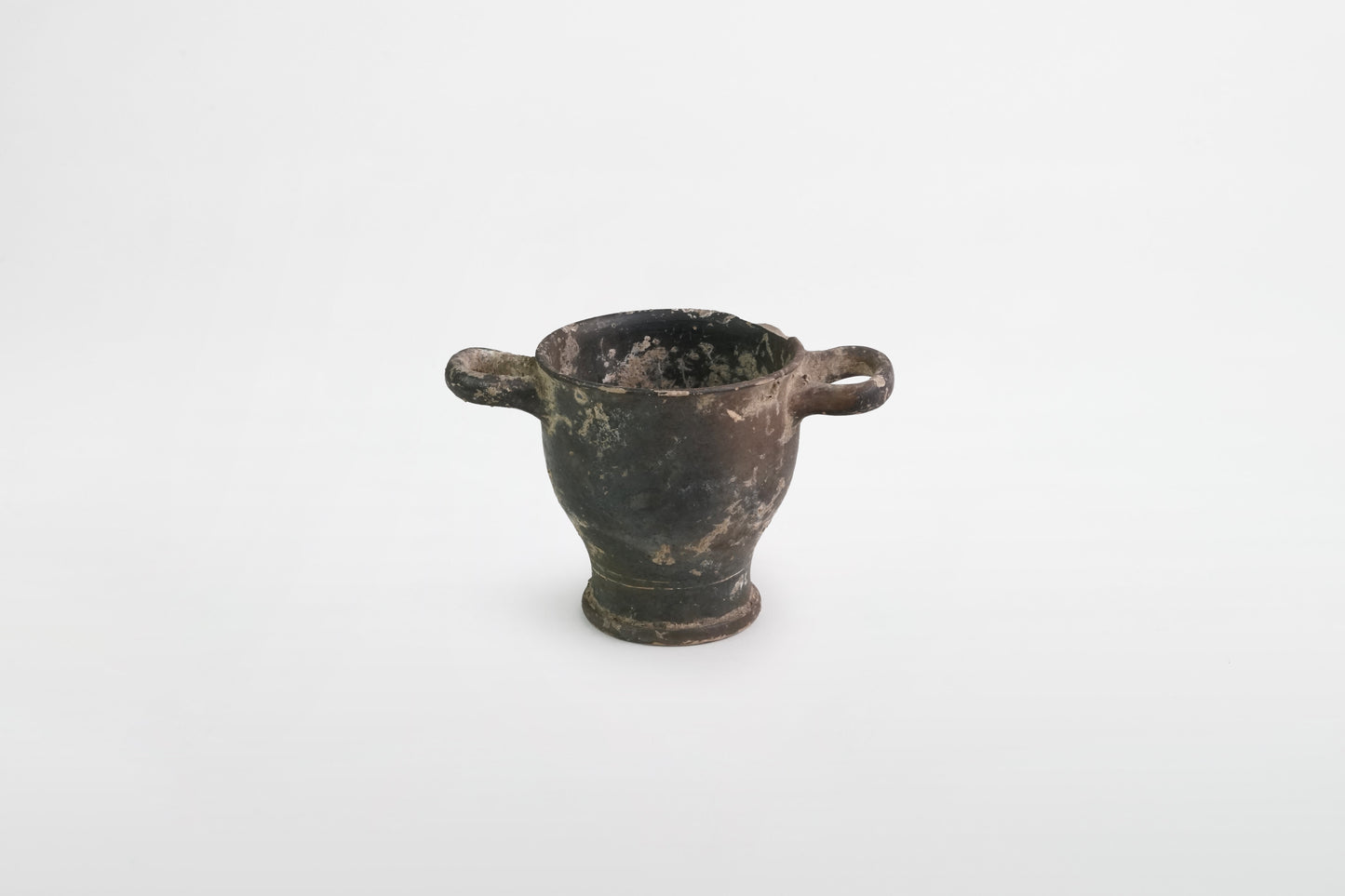 Schwarz glasierter Skyphos – Griechenland, ca. 5. Jahrhundert v. Chr.