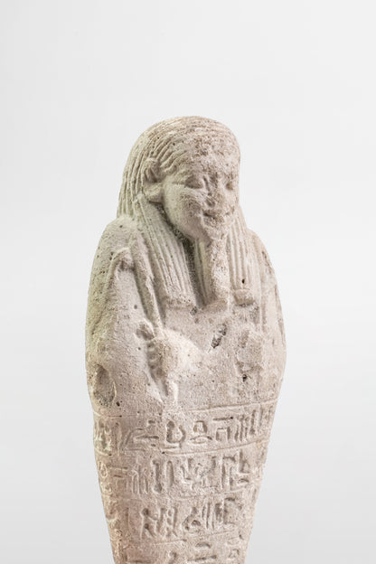 Steinfigur des Ushtabi von Neferibresaneith – Ägypten, 26. Dynastie, 6. Jahrhundert v. Chr.