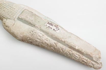 Steinfigur des Ushtabi von Neferibresaneith – Ägypten, 26. Dynastie, 6. Jahrhundert v. Chr.