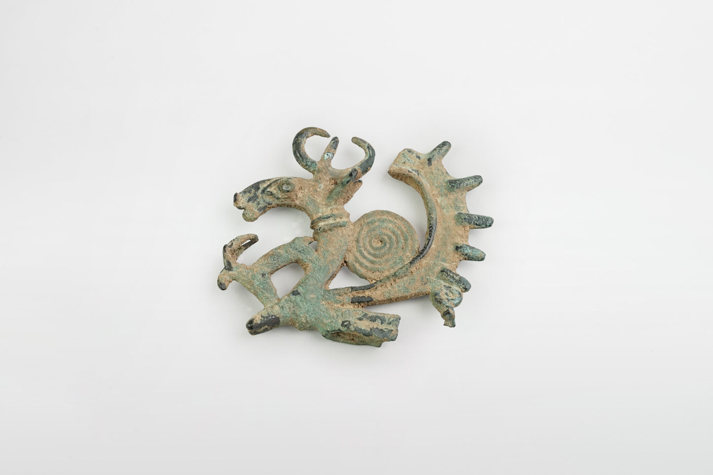 Bronzeamulett mit der Darstellung eines Widderkopfes, Luristan – Persien, 6. Jahrhundert v. Chr.