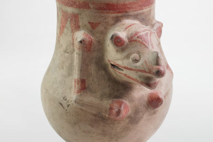 Ritualgefäß mit Tierrelief, Andenregion, wahrscheinlich Moche-Kultur – Peru, 2.–9. Jahrhundert