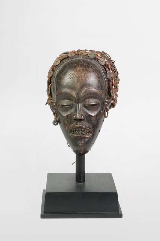Chokwe Pwo mask – DR Congo, early 20th century