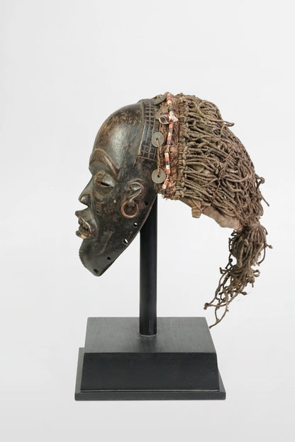 Chokwe Pwo mask – DR Congo, early 20th century